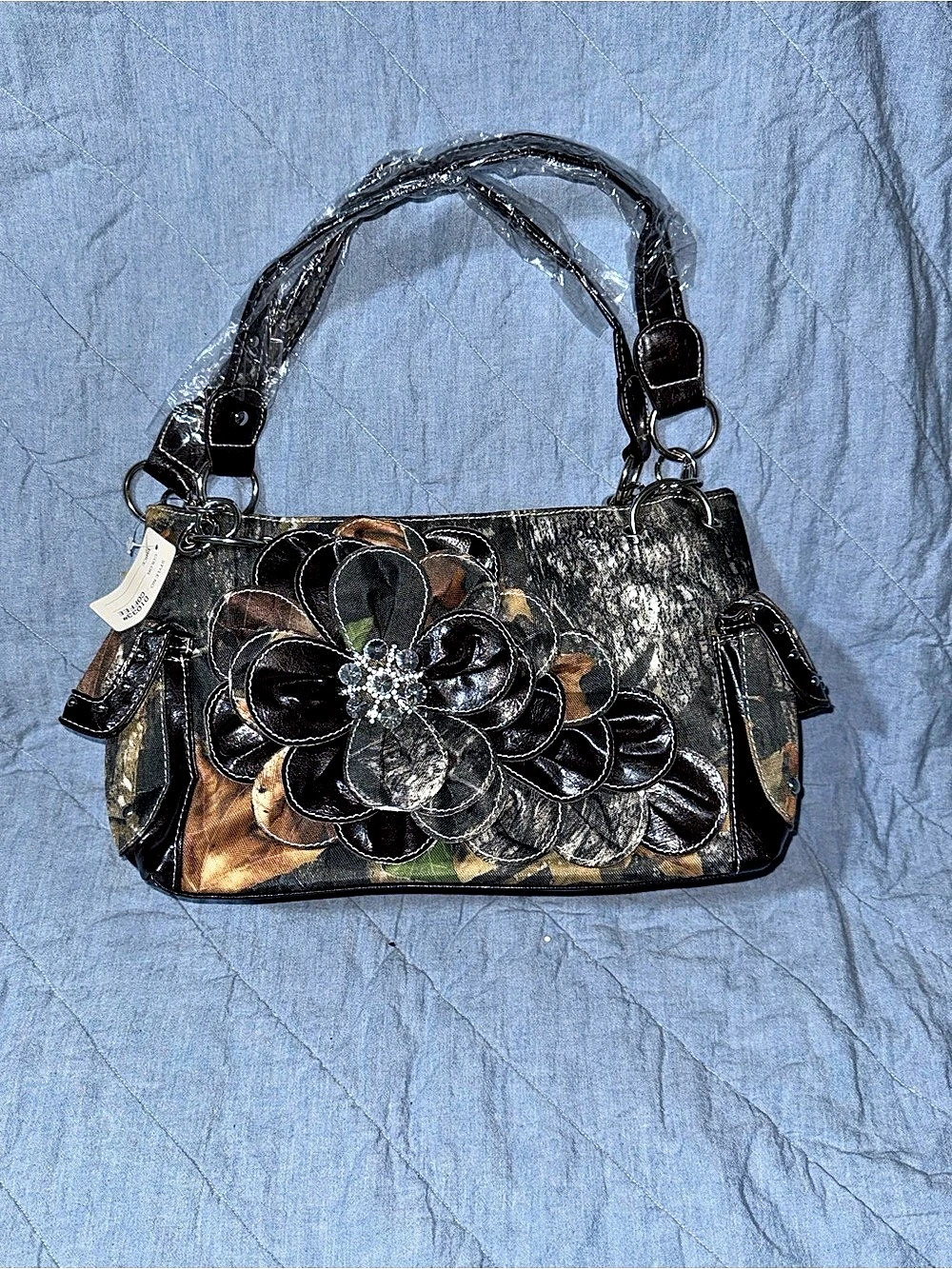 concealed carry Shoulder Bag in Black & Brown camo / wooded look NWT
